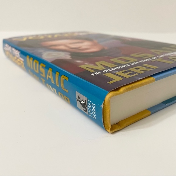Vtg 1996 Star Trek Voyager Mosaic Book Jeri Taylor - Picture 4 of 16